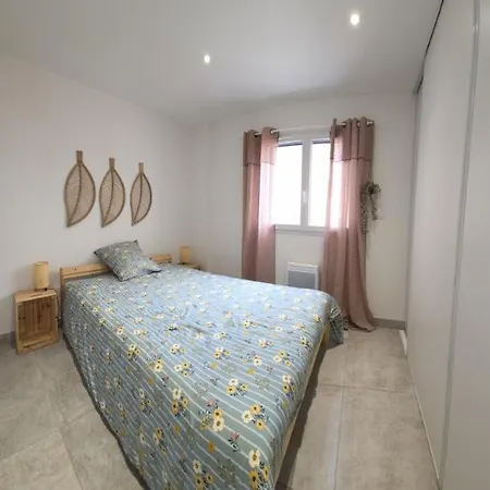 Apartment 200m De La En Centre Au Calme Num3 *